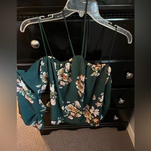 Off the shoulder tie at the neck floral top